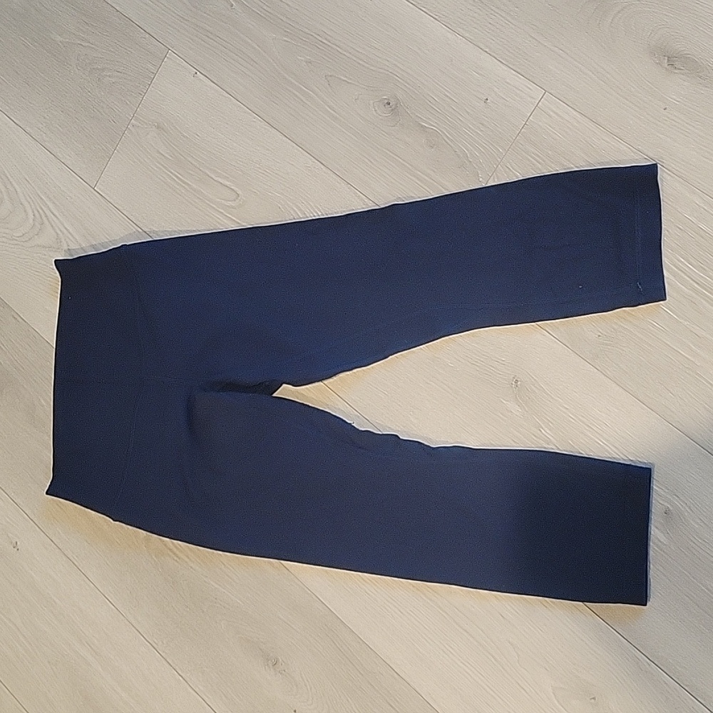 Lululemon Align Crop Size 6 Leggings